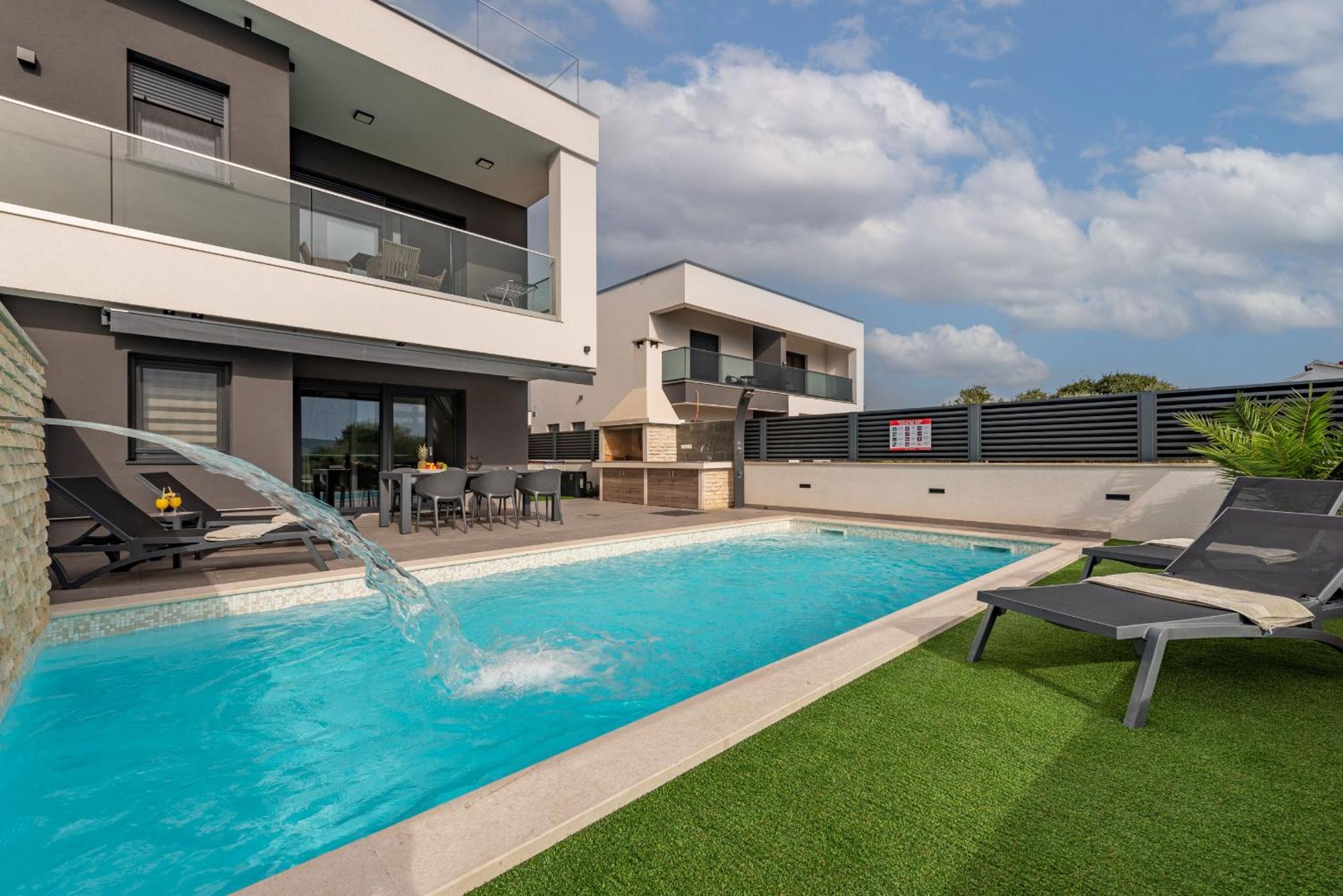 Villa Blue Sky 2 Zadarvillas Turanj Eksteriør bilde